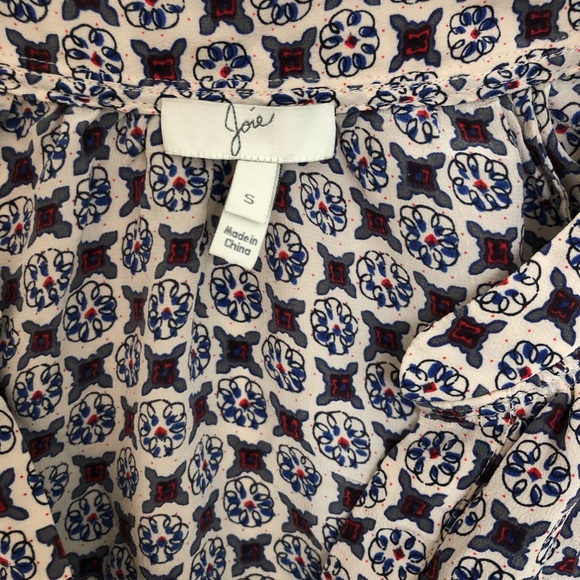 Joie Modele Addie B Print Silk Popover Blouse - Picture 3 of 7